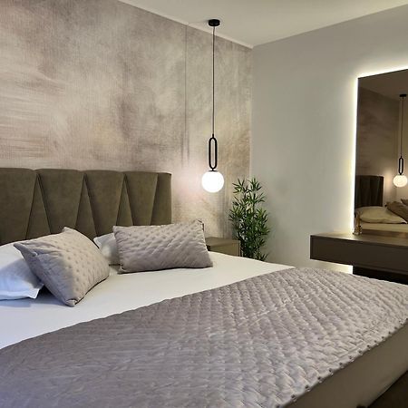 Apartmani Ivelic Supetar Buitenkant foto