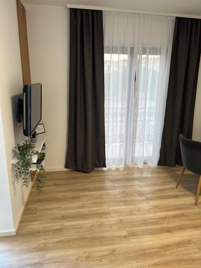 Apartmani Ivelic Supetar Buitenkant foto