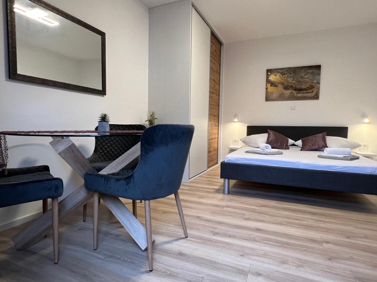 Apartmani Ivelic Supetar Buitenkant foto