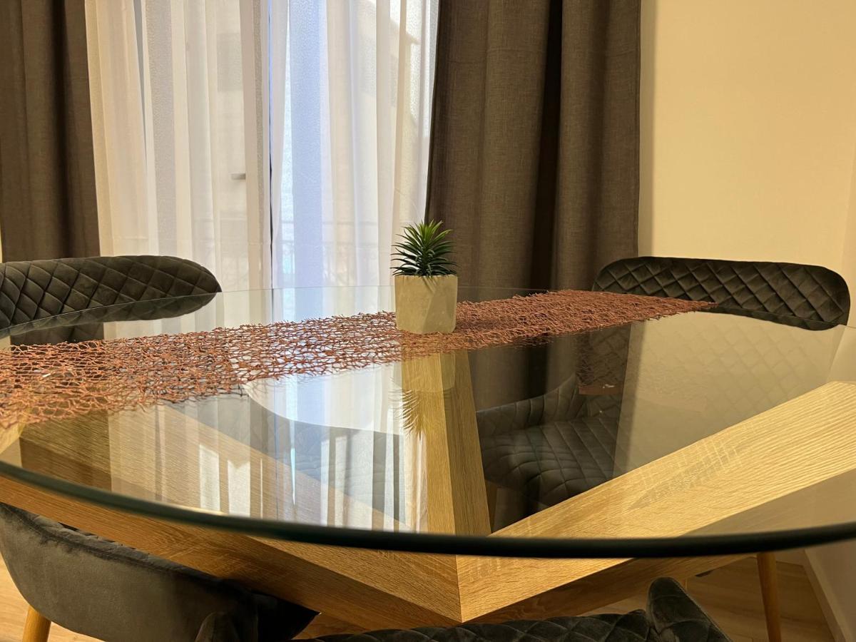Apartmani Ivelic Supetar Buitenkant foto