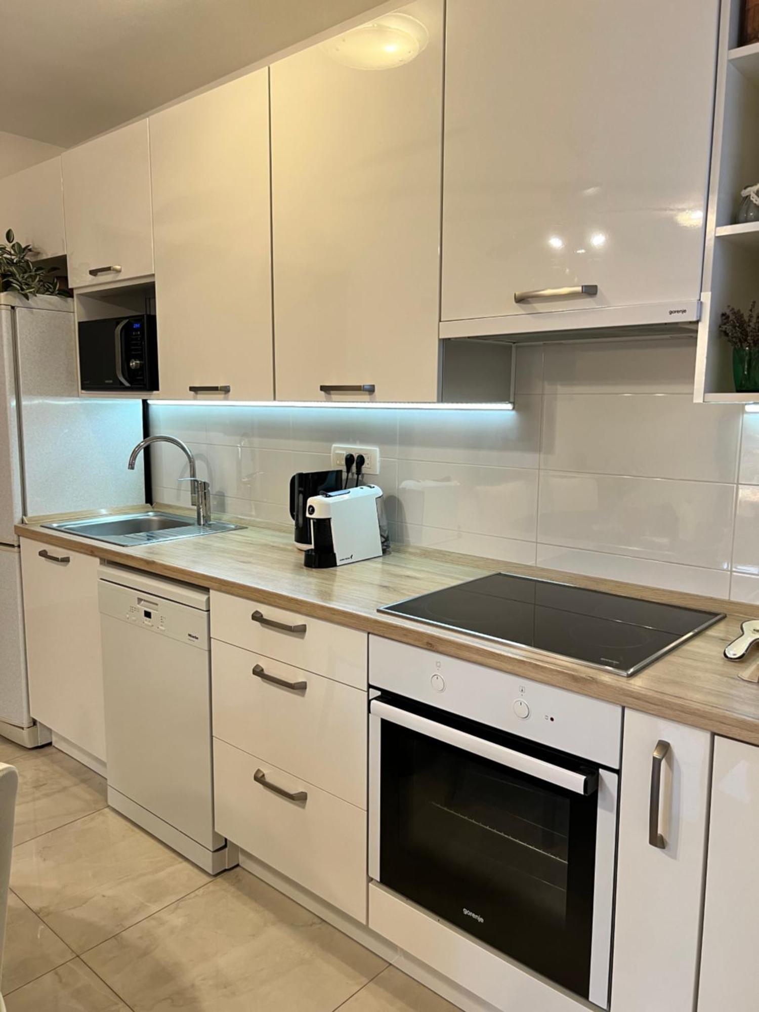 Apartmani Ivelic Supetar Buitenkant foto