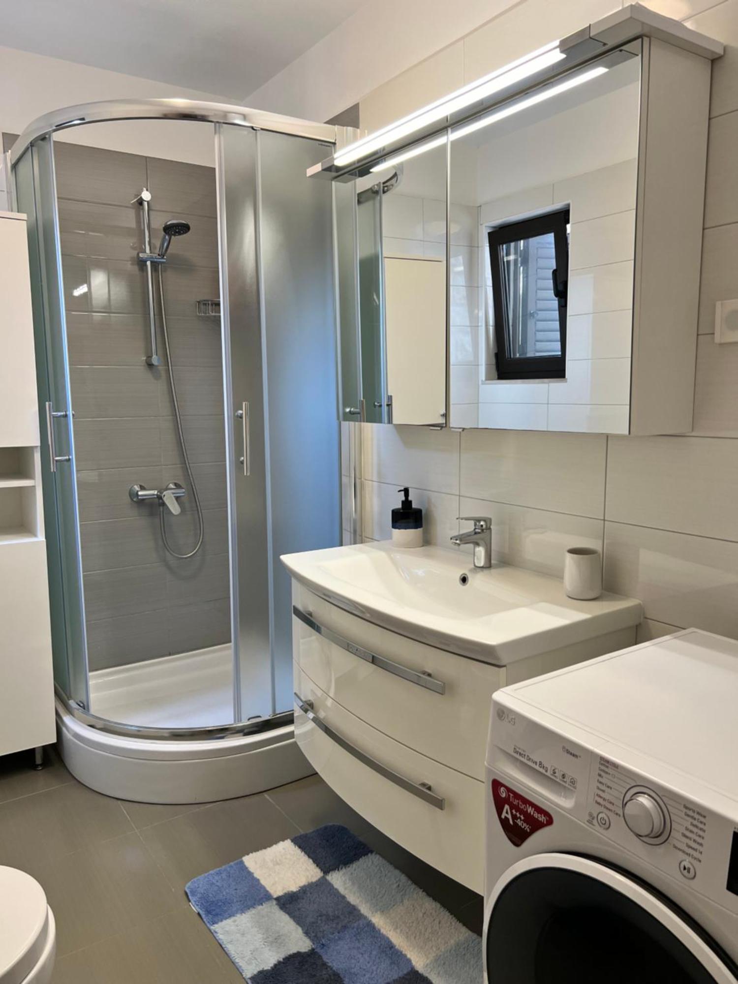 Apartmani Ivelic Supetar Buitenkant foto